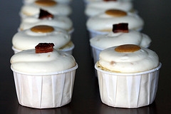 Cupcake Blog: Sweet Corn, Maple, and Bacon Cupcakes