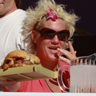 Anne Burrell and Pearl's Burger
