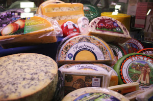 fancy-food-show-2009-cheese-2