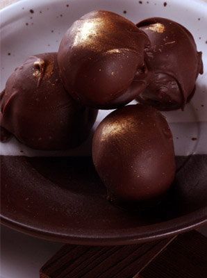 Socola Chocolatier’s Gold-Dusted Truffles