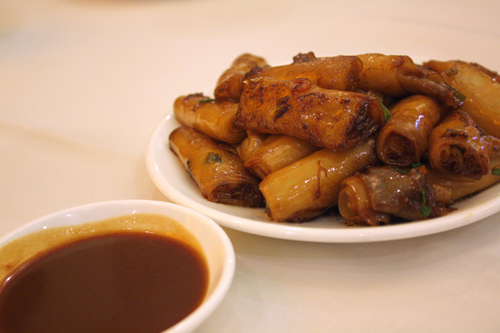 Pan Fried Rice Rolls (See Yao Wong Cheung Fun)