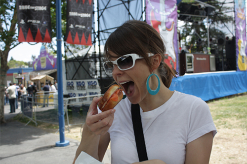 Brianne -- Lick My Spoon's ticket giveaway winner!!!  Mmm bagel and lox from Barney Greengrass.