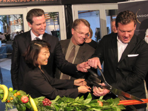 sf-chefs-8609-opening-ribbon-cutting