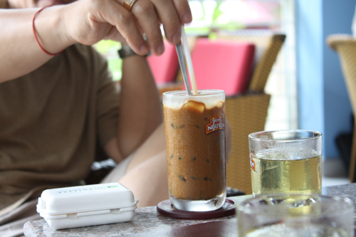 Vietnamese Iced Coffee (Ca Phe Sua Da)