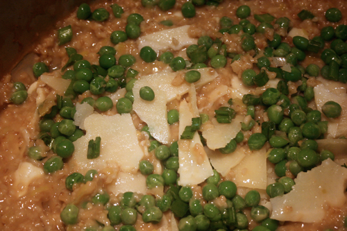 oat risotto with peas and pecorino