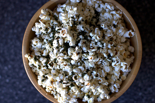 Kale-Dusted Popcorn 