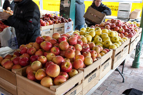 Honeycrisp Apples, Eastern Market DC
