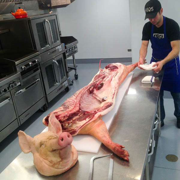 4505 meats whole hog butchery class