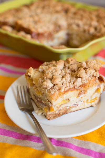 Baked French Toast with Peaches and Crumb Topping // @lickmyspoon