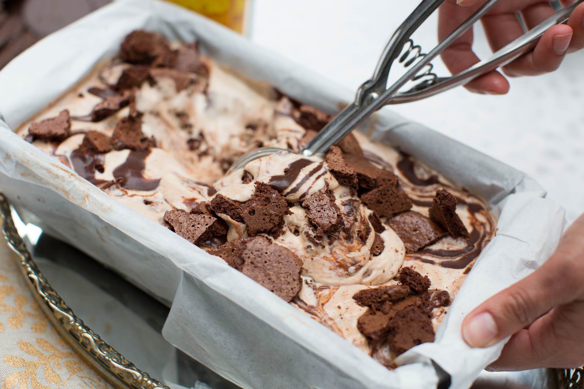 Kahlua Mudslide Ice Cream w/Chocolate Cookie Chunks + Mocha Fudge Swirl